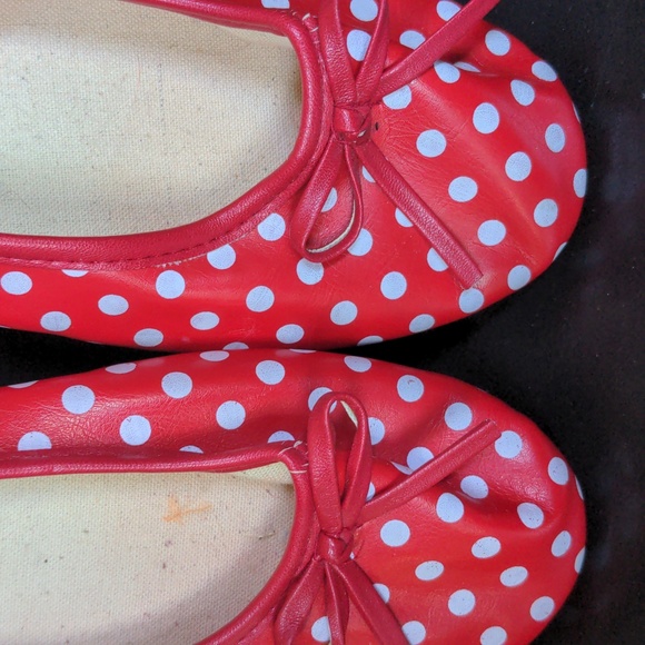 ❤️ I Love Lucy Flats Red White Polka Dots 8 - Picture 4 of 5